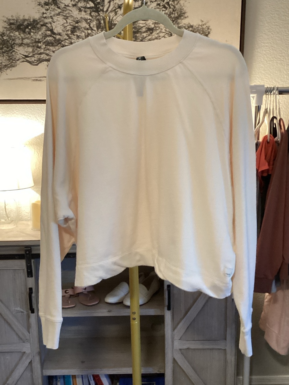 Vuori Sunnyside Crew Cropped Sweatshirt Women’s Size L